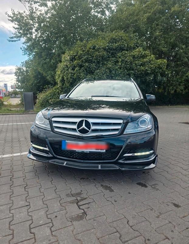 Schwarz Gebraucht 2014 Mercedes C250 Kombi | 11.500 € (Superpreis) - Bild 1/4