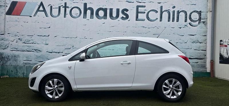 Weiß Gebraucht 2014 Opel Corsa Energy Kleinwagen | 5.450 € (Fairer Preis) - Bild 1/4
