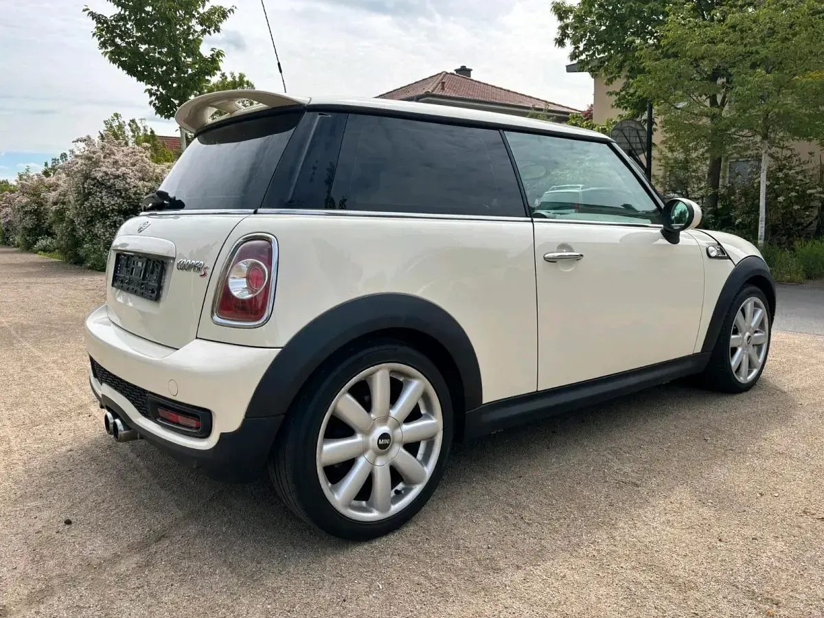 Gebraucht Mini Cooper S 185 PS (136 kW) 2011 Beige Kleinwagen