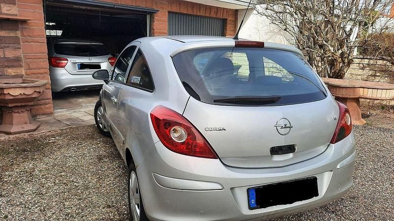 Gebraucht Opel Corsa 80 PS (58 kW) 2006 Silber Kleinwagen