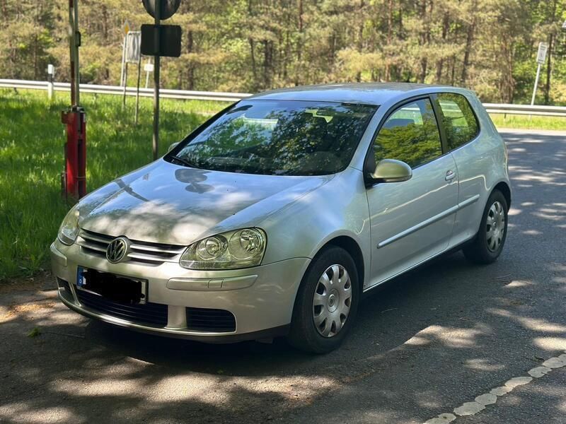 Silber Gebraucht 2005 VW Golf V Coupé | 750 € (Superpreis) - Bild 1/4