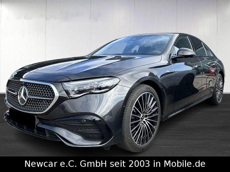 Grau Gebraucht 2025 Mercedes E300 Advanced Plus Limousine | 66.630 € - Bild 1/4