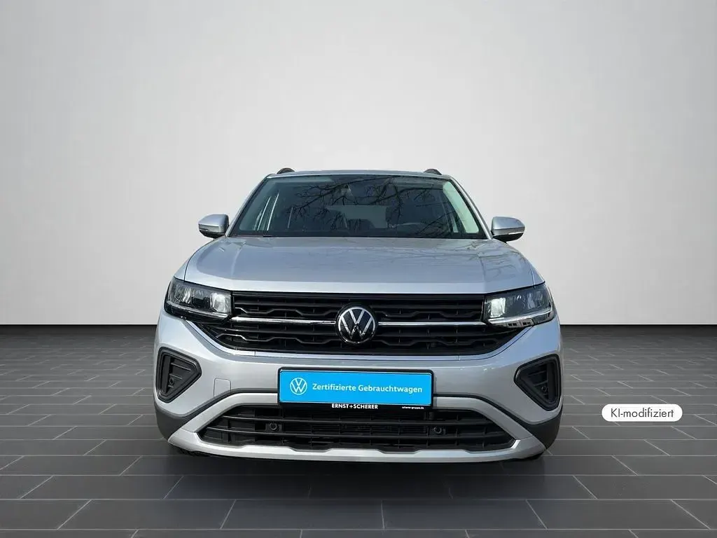 Gebraucht VW T-Cross Life 116 PS (85 kW) 2025 Reflexsilber metallic SUV