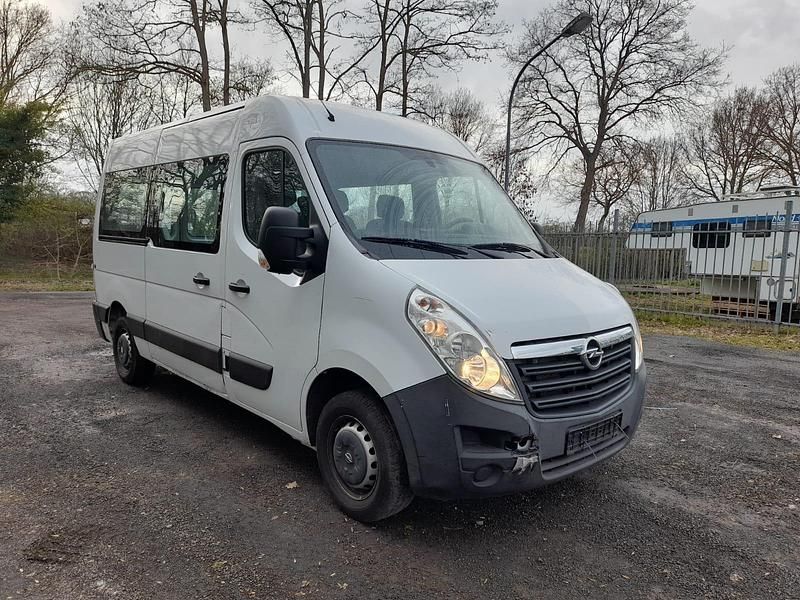 Gebraucht Opel Movano 145 PS (106 kW) 2018 Weiß Van / Kleinbus