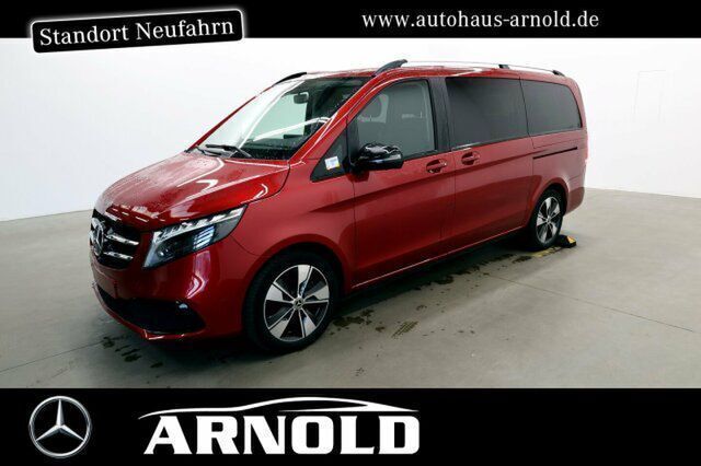 Hyazinthrot Gebraucht 2024 Mercedes V300 Avantgarde Van / Kleinbus | 63.800 € (Guter Preis) - Bild 1/4