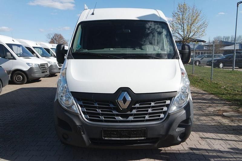 Gebraucht Renault Master 131 PS (96 kW) 2017 Weiß Van