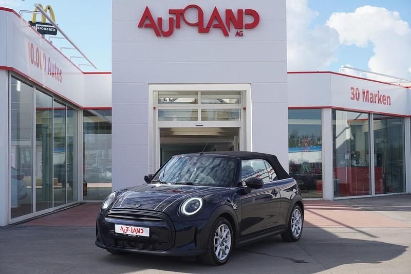 Schwarz Gebraucht 2023 Mini Cooper Classic Kleinwagen | 25.890 € (Etwas zu teuer) - Bild 1/4