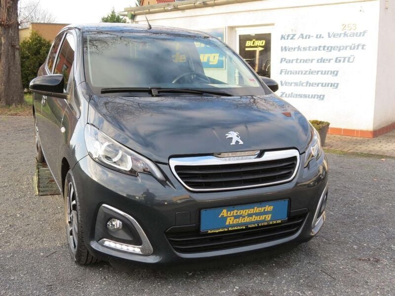 Grau Gebraucht 2020 Peugeot 108 Allure Kleinwagen | 11.340 € (Fairer Preis) - Bild 1/4