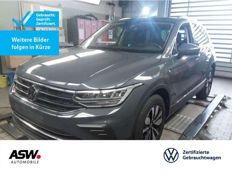 Delfingrau metallic Gebraucht 2024 VW Tiguan Move SUV | 35.930 € (Fairer Preis) - Bild 1/3
