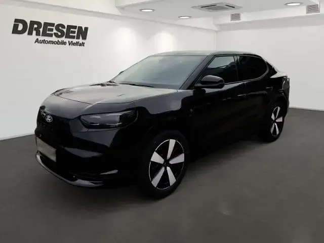 Używany Ford Capri Extended Range 210 kW (286 KM) 2024 Czarny SUV
