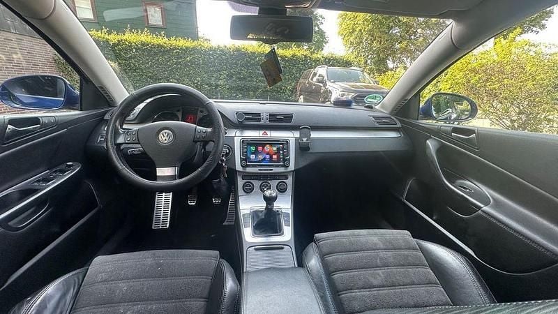 Blau Gebraucht 2007 VW Passat Highline Kombi | 2.800 € (Guter Preis) - Bild 1/4