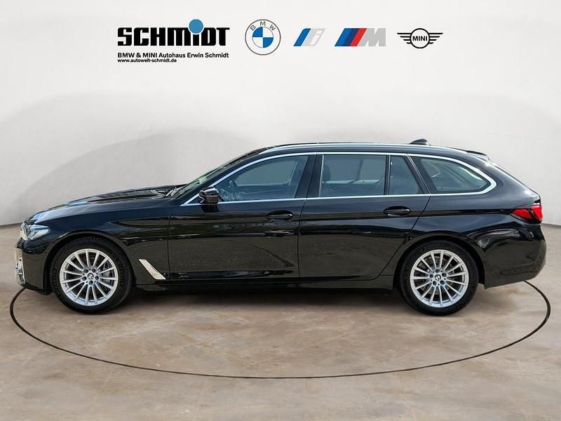 Gebraucht BMW 530 Luxury Line 286 PS (210 kW) 2022 Saphirschwarz Kombi