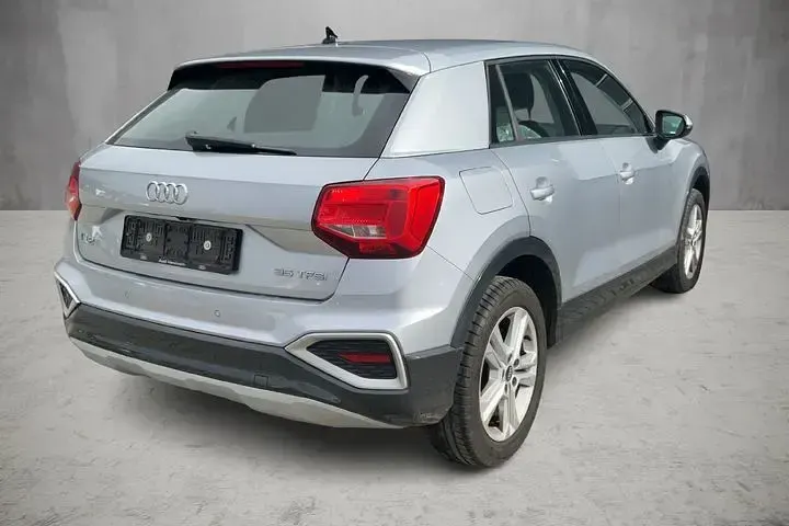 Usata Audi Q2 Advanced Plus 150 CV (110 kW) 2023 Argento SUV