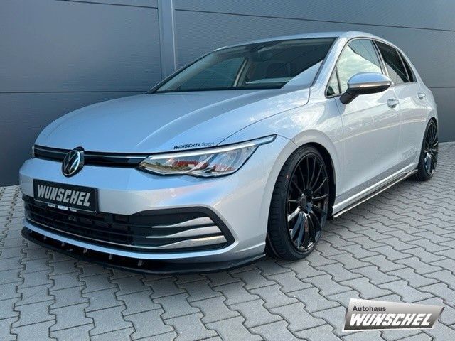 Silber metallic Gebraucht 2021 VW Golf VIII Active Limousine | 25.390 € (Etwas zu teuer) - Bild 1/4