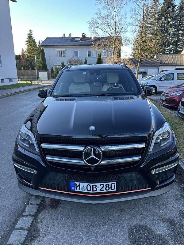 Schwarz Gebraucht 2015 Mercedes GL63 AMG AMG SUV | 33.900 € (Guter Preis) - Bild 1/4