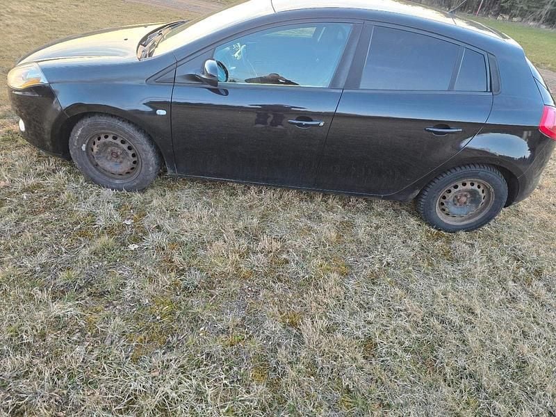 Gebraucht Fiat Bravo 90 PS (66 kW) 2009 Schwarz Kleinwagen