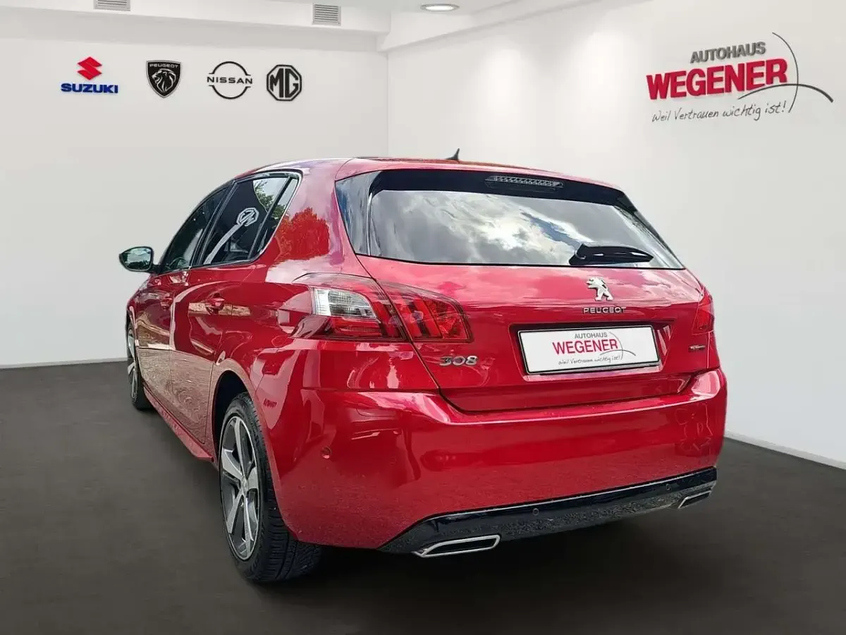 Gebraucht Peugeot 308 GT-line 131 PS (96 kW) 2016 Rot Limousine