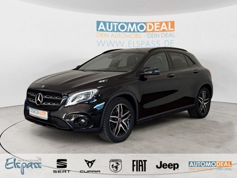 Metalliclack (schwarz Gebraucht 2018 Mercedes GLA200 SUV | 19.569 € (Fairer Preis) - Bild 1/4