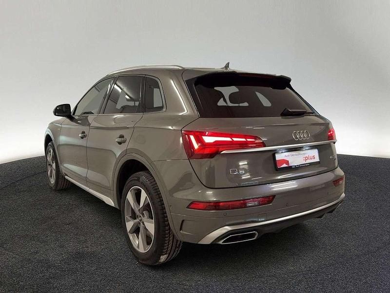 Gebraucht Audi Q5 Ambiente 204 PS (150 kW) 2023 Chronosgrau metallic SUV