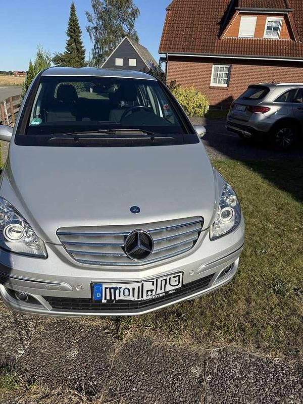 Gebraucht 2006 Mercedes B200 Van / Kleinbus | 4.700 € (Etwas zu teuer) - Bild 1/4