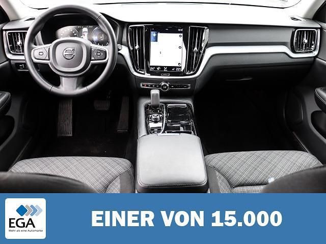 Gebraucht Volvo V60 Core 398 PS (292 kW) 2022 Metallic Kombi