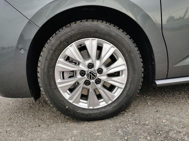 Gebraucht VW Multivan Life 150 PS (110 kW) 2025 Grau Van