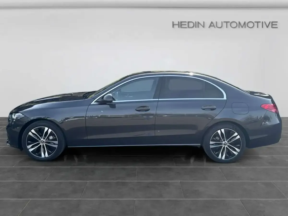 Gebraucht Mercedes C400 Avantgarde 252 PS (185 kW) 2023 Grau Limousine
