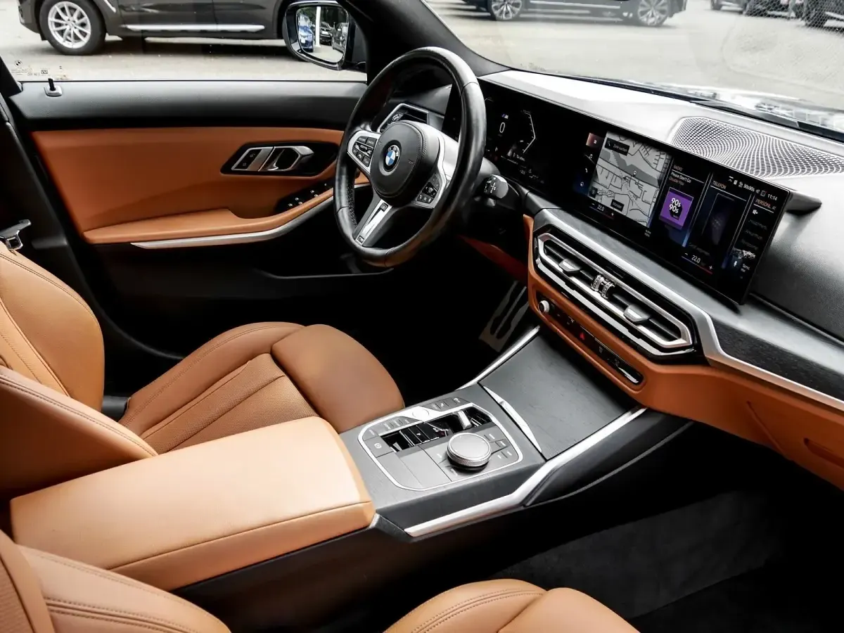 Gebraucht BMW 320 M Sport 184 PS (135 kW) 2023 Grau Kombi
