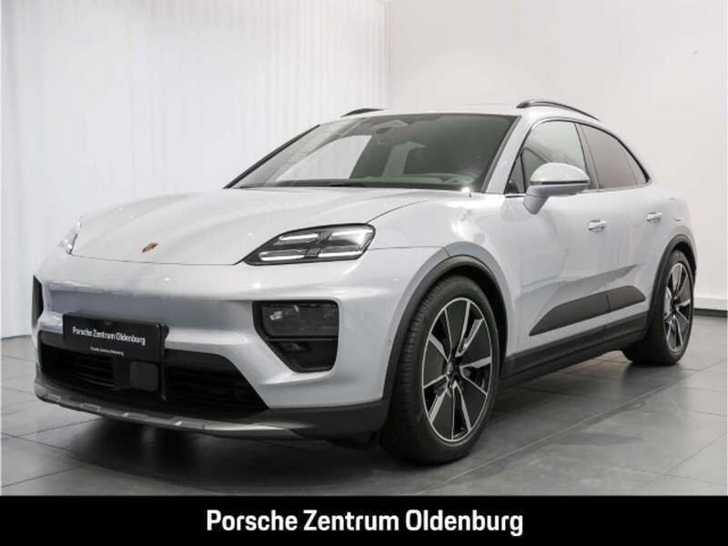 Grau Gebraucht 2025 Porsche Macan 4 Electric SUV | 91.890 € (Guter Preis) - Bild 1/4