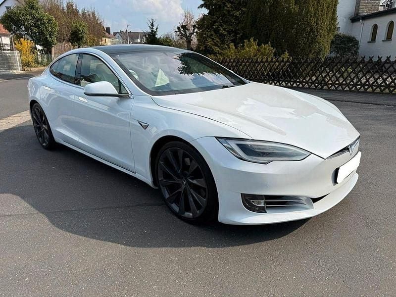 Usado Tesla Model S 413 kW (562 CV) 2020 Blanco Utilitario