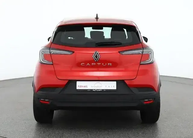 Używany Renault Captur Evolution 158 KM (116 kW) 2024 Czerwony SUV