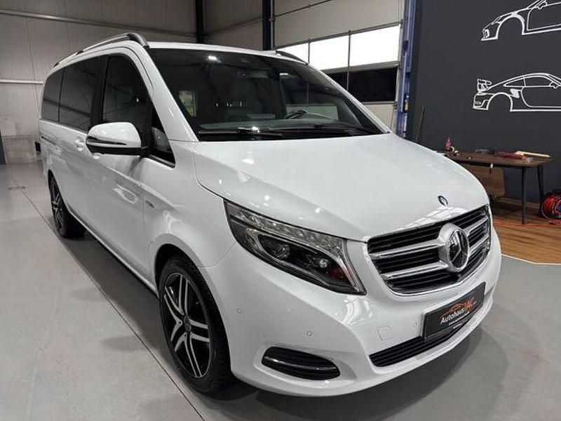 Gebraucht Mercedes V250 190 PS (139 kW) 2016 Weiß Van / Kleinbus