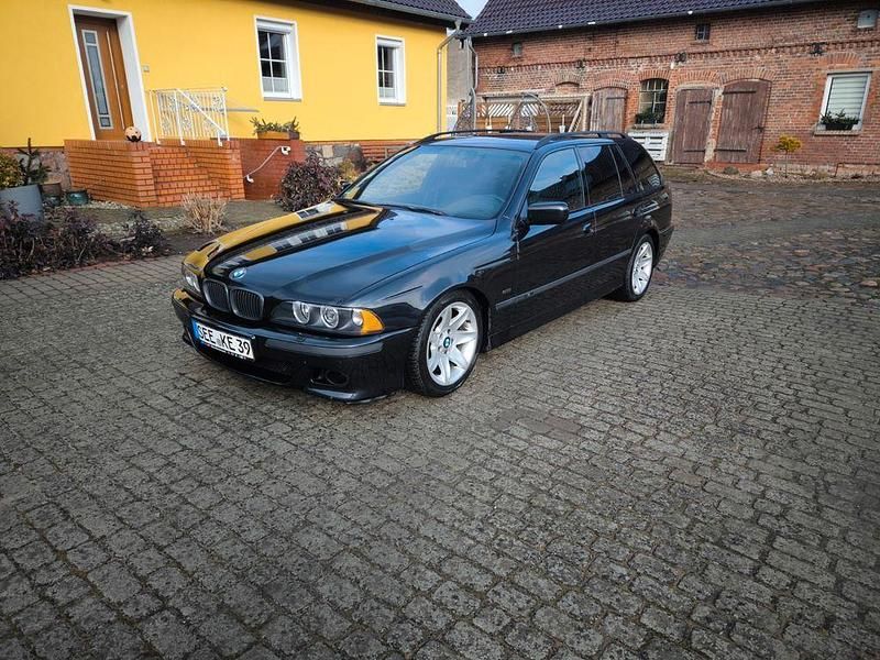 Gebraucht BMW 528 Basis 193 PS (141 kW) 1998 Schwarz Kombi