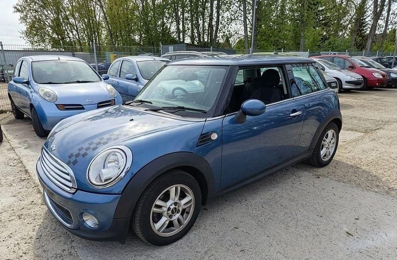 Usata Mini Cooper 122 CV (89 kW) 2011 Blu Utilitaria