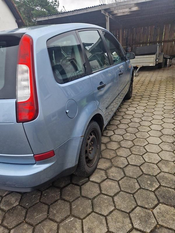 Second-hand Ford C-MAX 115 CP (84 kW) 2004 Albastru Monovolum