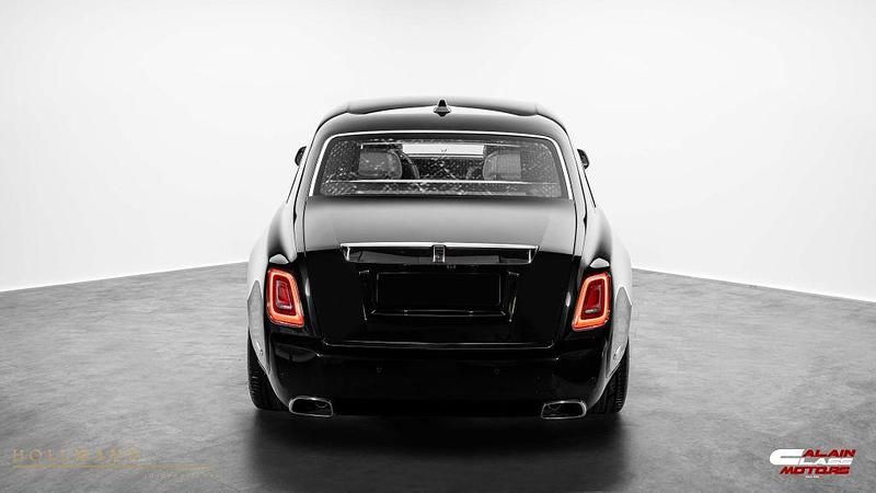 Neu Rolls Royce Phantom 544 PS (400 kW) 2026 Schwarz Limousine