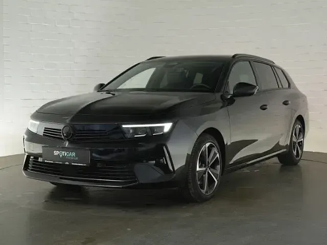 Gebraucht Opel Astra 131 PS (96 kW) 2024 Karbon schwarz Kleinwagen