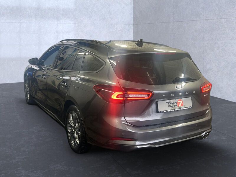 Usata Ford Focus ST-Line 155 CV (114 kW) 2023 Grigio Station wagon