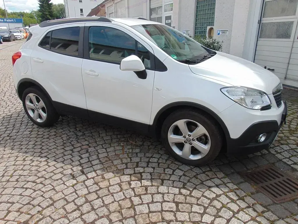 Gebraucht Opel Mokka 140 PS (102 kW) 2013 Weiß SUV