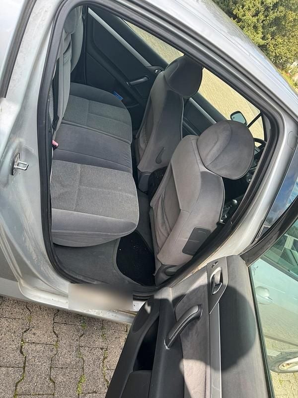 Gebraucht Peugeot 407 163 PS (119 kW) 2005 Silber Limousine