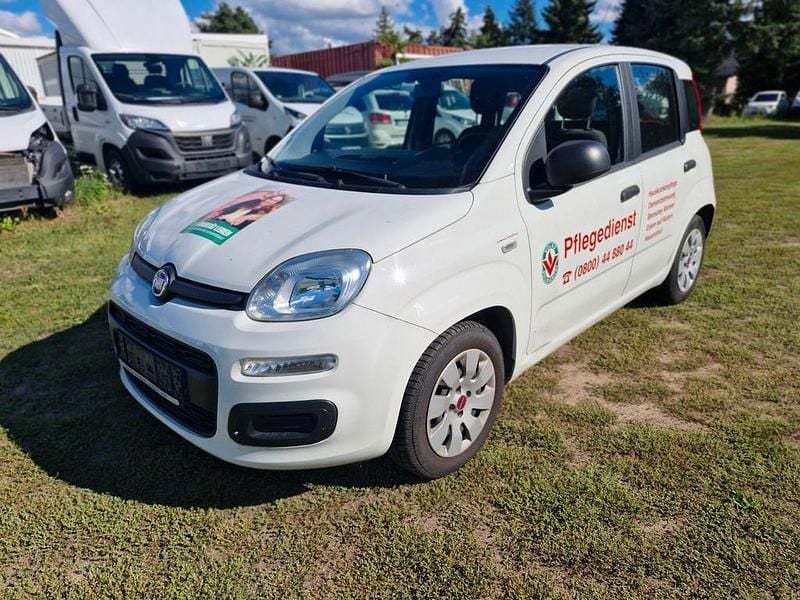 Gelatoweiß Gebraucht 2016 Fiat Panda Pop Kleinwagen | 3.750 € (Superpreis) - Bild 1/4