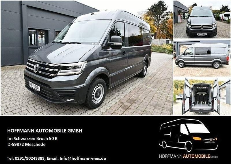 Grau Gebraucht 2021 VW Crafter Trendline Van | 38.795 € (Teuer) - Bild 1/4