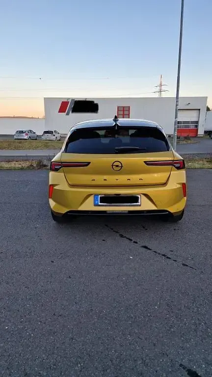 Gebraucht Opel Astra Ultimate 131 PS (96 kW) 2022 Kleinwagen