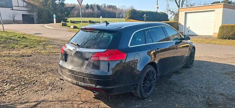 Gebraucht Opel Insignia OPC 260 PS (191 kW) 2009 Schwarz Kombi
