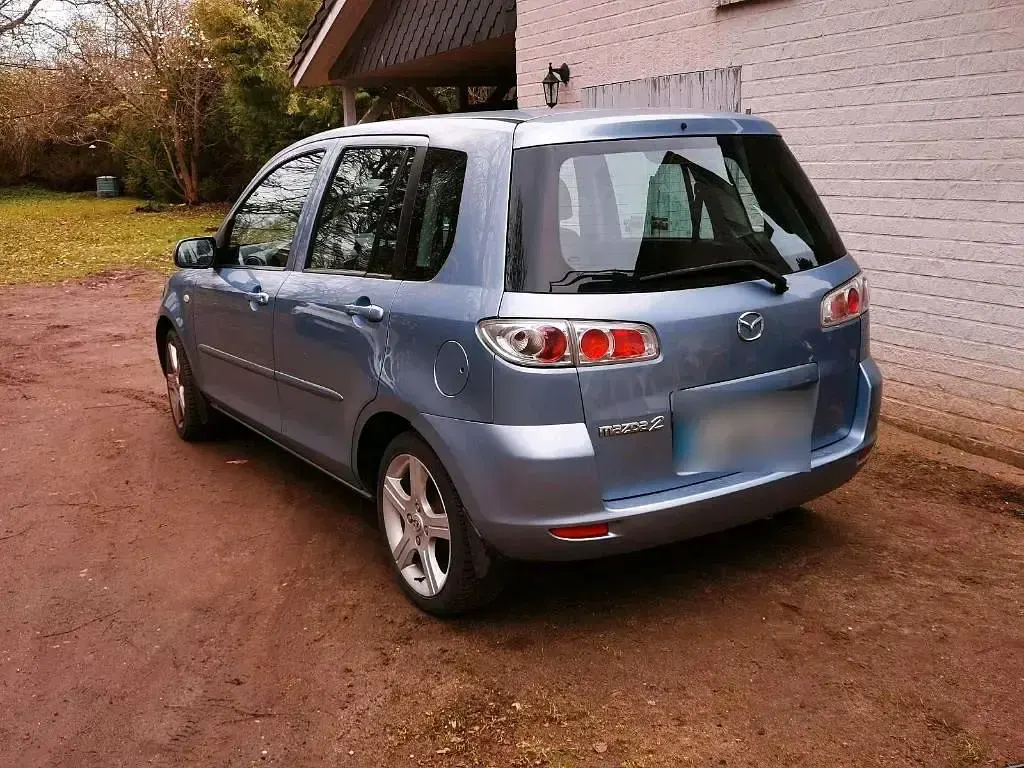 Gebraucht Mazda 2 80 PS (58 kW) 2007 Blau Kleinwagen