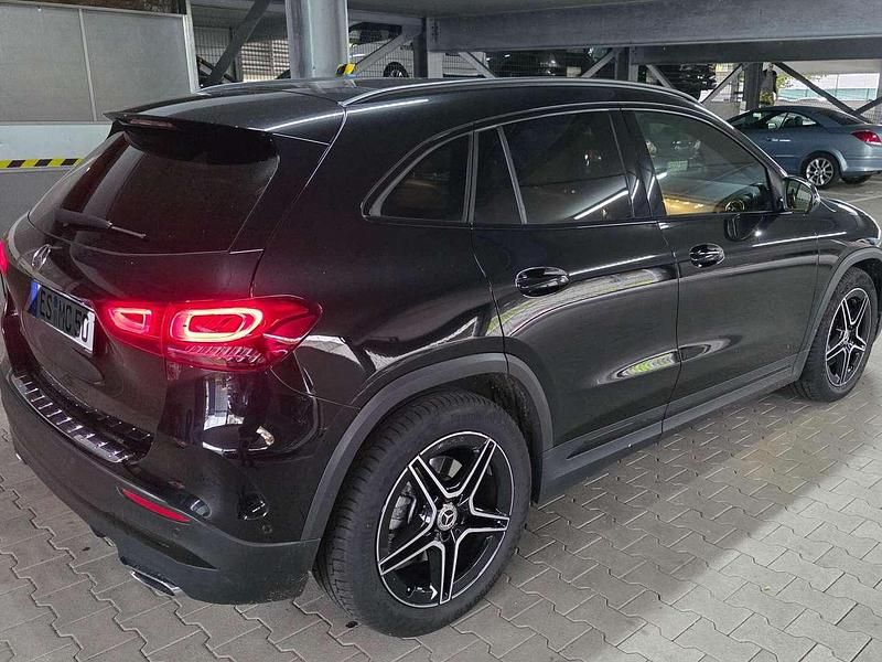 Schwarz Gebraucht 2021 Mercedes GLA250 AMG line SUV | 37.500 € (Guter Preis) - Bild 1/4