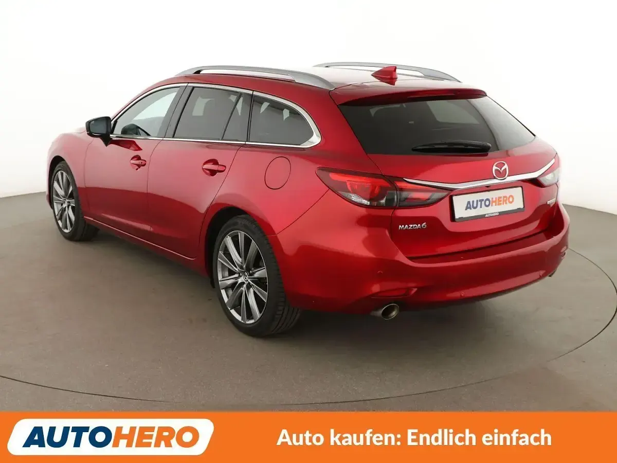Gebraucht Mazda 6 Sports-Line 194 PS (142 kW) 2019 Soul red crystal Kombi
