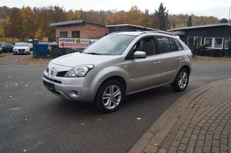 Silber Gebraucht 2010 Renault Koleos Dynamique SUV | 4.999 € (Fairer Preis) - Bild 1/4