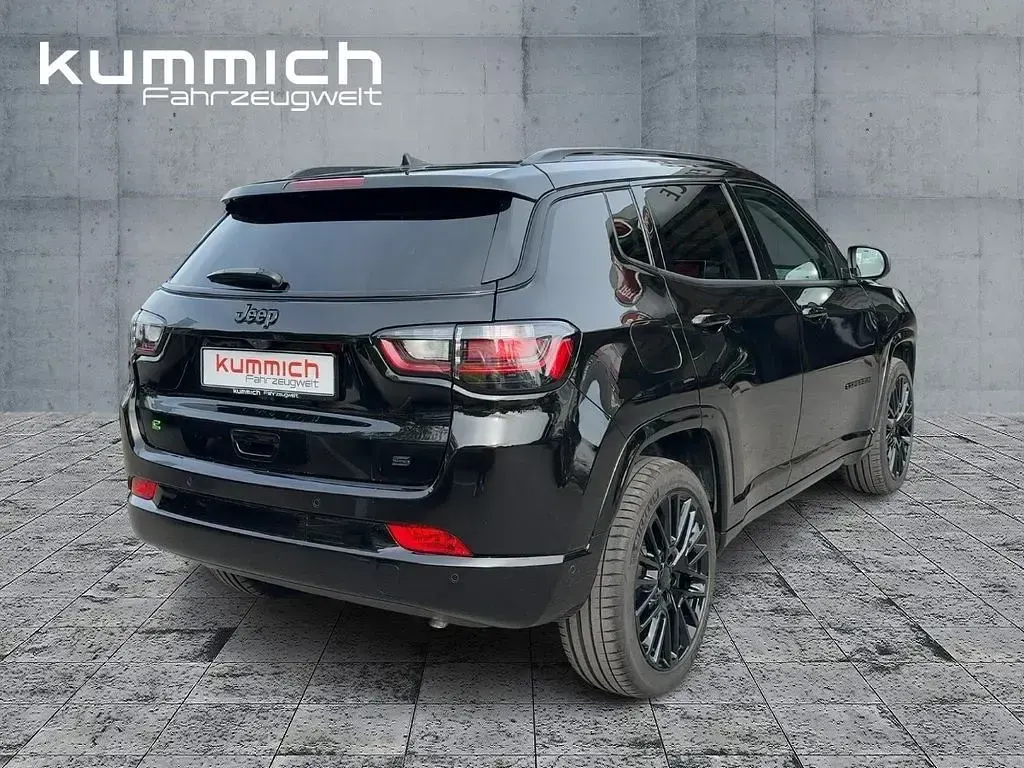 Usata Jeep Compass 131 CV (96 kW) 2024 Nero SUV