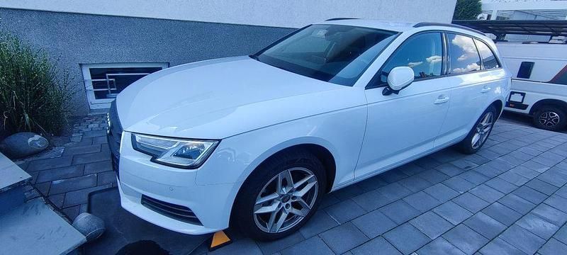 Weiß Gebraucht 2016 Audi A4 Ambiente Kombi | 12.400 € (Superpreis) - Bild 1/2